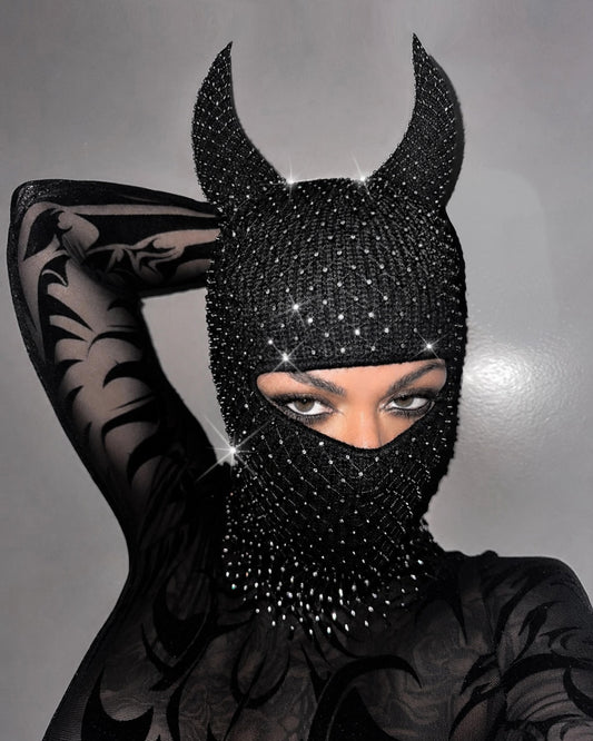 Devil Wears Diamonds