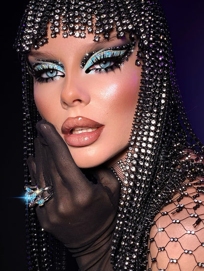 NOTHING BUT DIAMONDS Wig (Black)