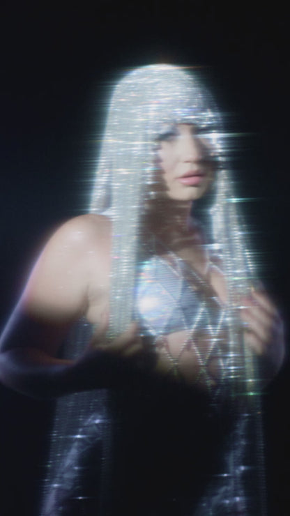 “Nothing But Diamonds” Wig